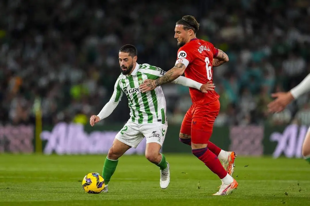Un enfrentamiento entre el Real Betis y el Sevilla FC | VS
