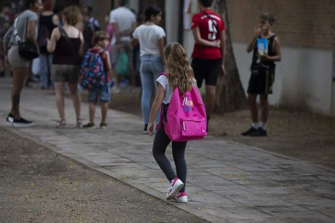  Alumnos en un colegio de Sevilla.  - EP 