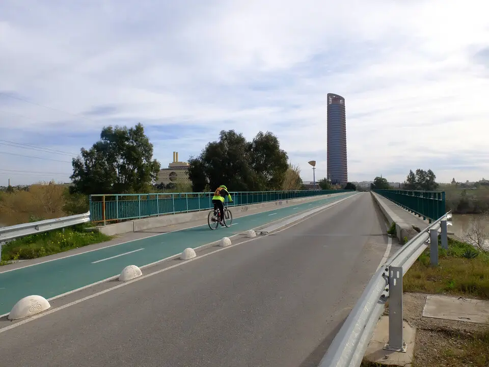  Imagen de recurso de un carril BUS-VAO. | Europa Press. 