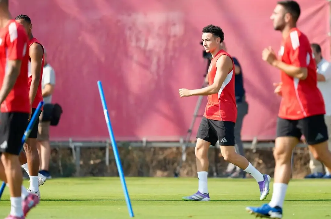  Rub&eacute;n Vargas, en el entrenamiento | Sevilla FC 