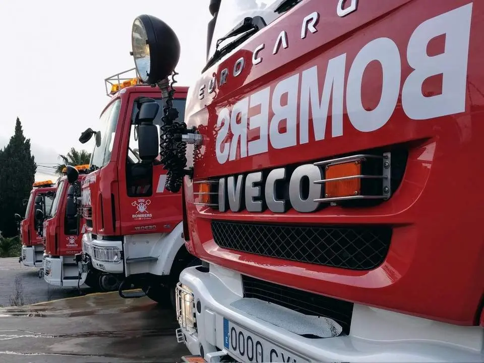  Camiones de Bomberos. - Europa Press. 