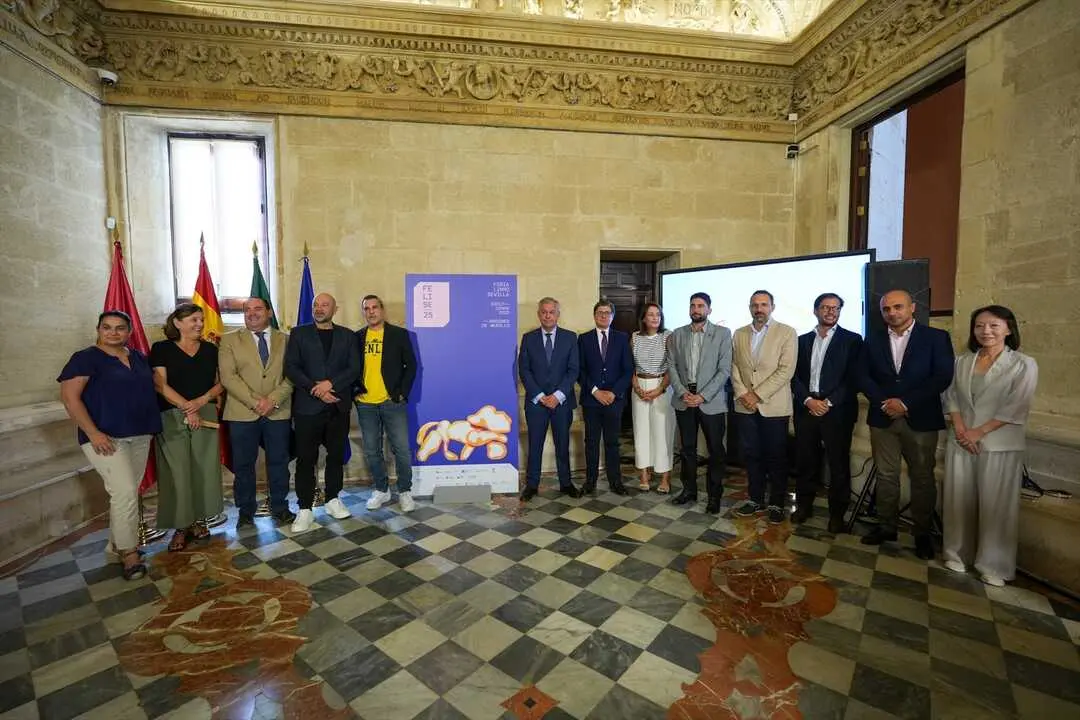  Presentaci&oacute;n del cartel de la Feria del Libro 2025 de Sevilla. | AYUNTAMIENTO 