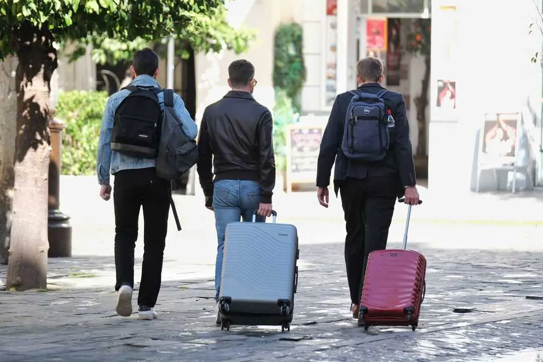  Turistas. | Junta de Andaluc&iacute;a. 