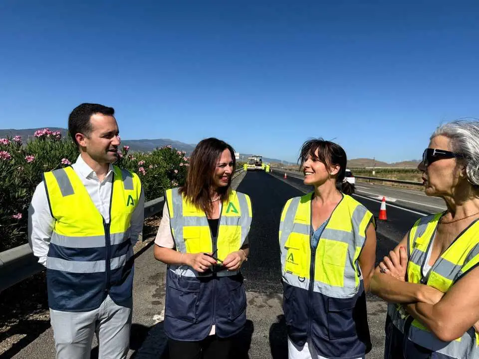  La consejera Roc&iacute;o D&iacute;az visitando unas obras en carreteras. | JUNTA 