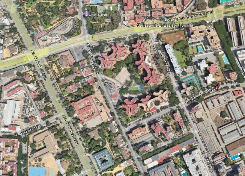  El cruce de Genaro Parlad&eacute; con Tabladilla, donde est&aacute; previsto un microparking. | googlemaps 