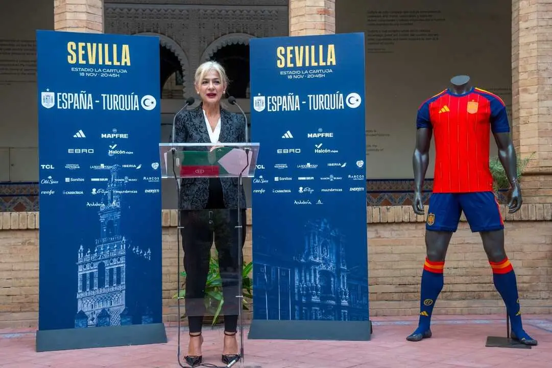  La consejera de Cultura y Deporte, Patricia del Pozo, en la presentaci&oacute;n del partido entre las selecciones de Espa&ntilde;a y Turqu&iacute;a. | JUNTA DE ANDALUC&Iacute;A. 