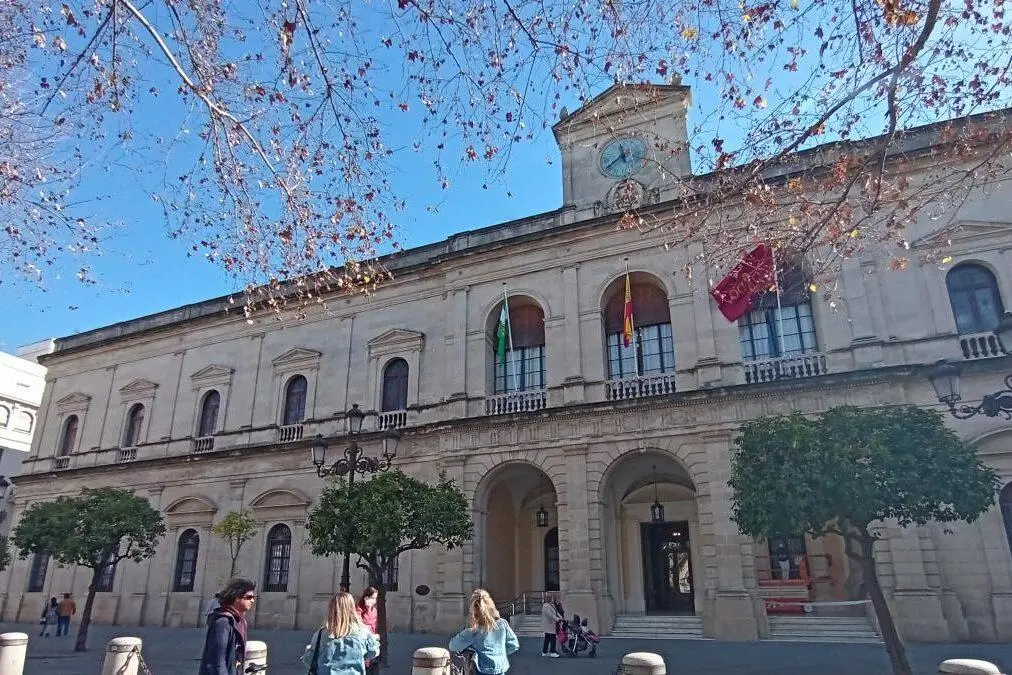  Fachada del Ayuntamiento de Sevilla. | EP 