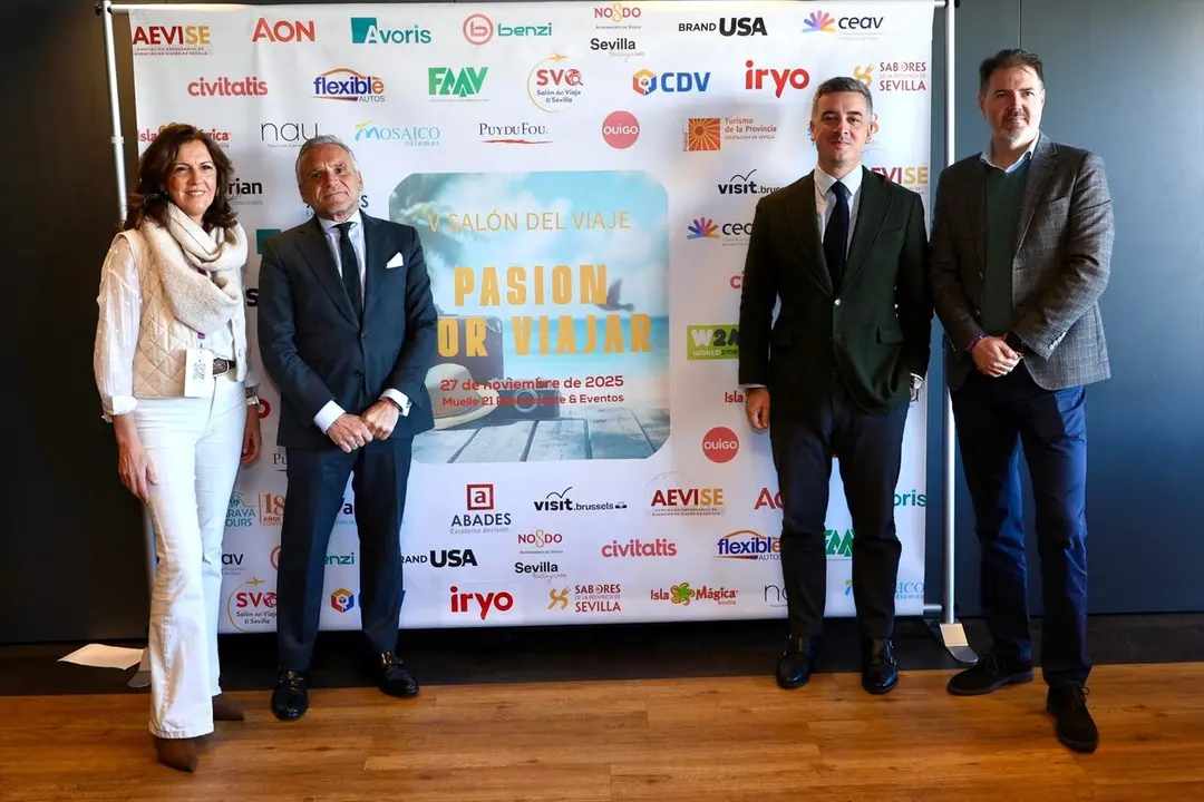  Carlos Mart&iacute;n y Rodrigo Rodr&iacute;guez Hans, en la inauguraci&oacute;n del encuentro profesional de agencias de viaje organizado por Aevise | DIPUTACI&Oacute;N DE SEVILLA 
