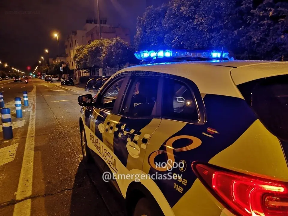  Dispositivo de la Polic&iacute;a Local de Sevilla. | ARCHIVO 