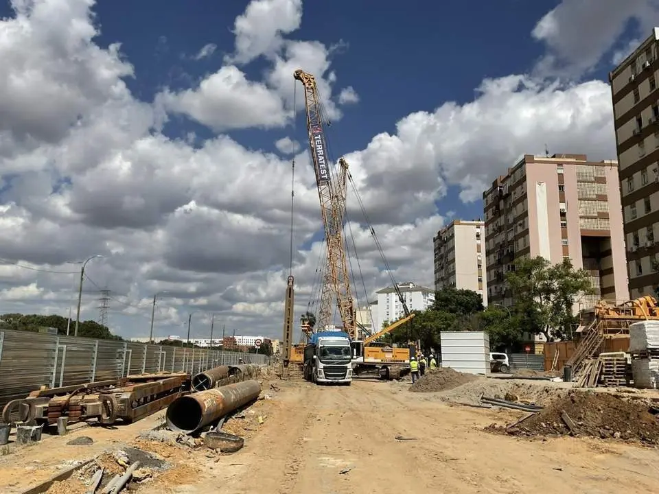  Obras en la L&iacute;nea 3 del Metro de Sevilla. - Junta 