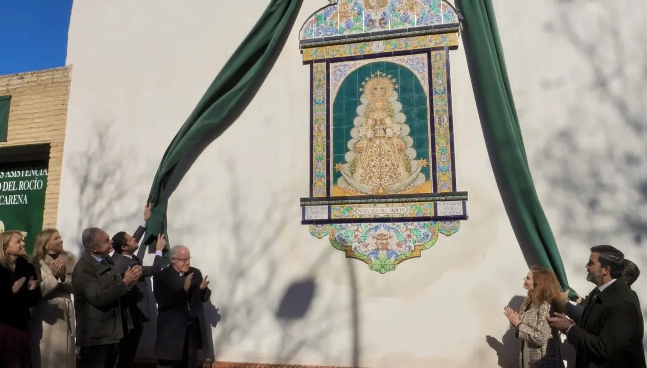  Inauguraci&oacute;n de los quioscos de la Hermandad del Roc&iacute;o de la Macarena. | AYTO 