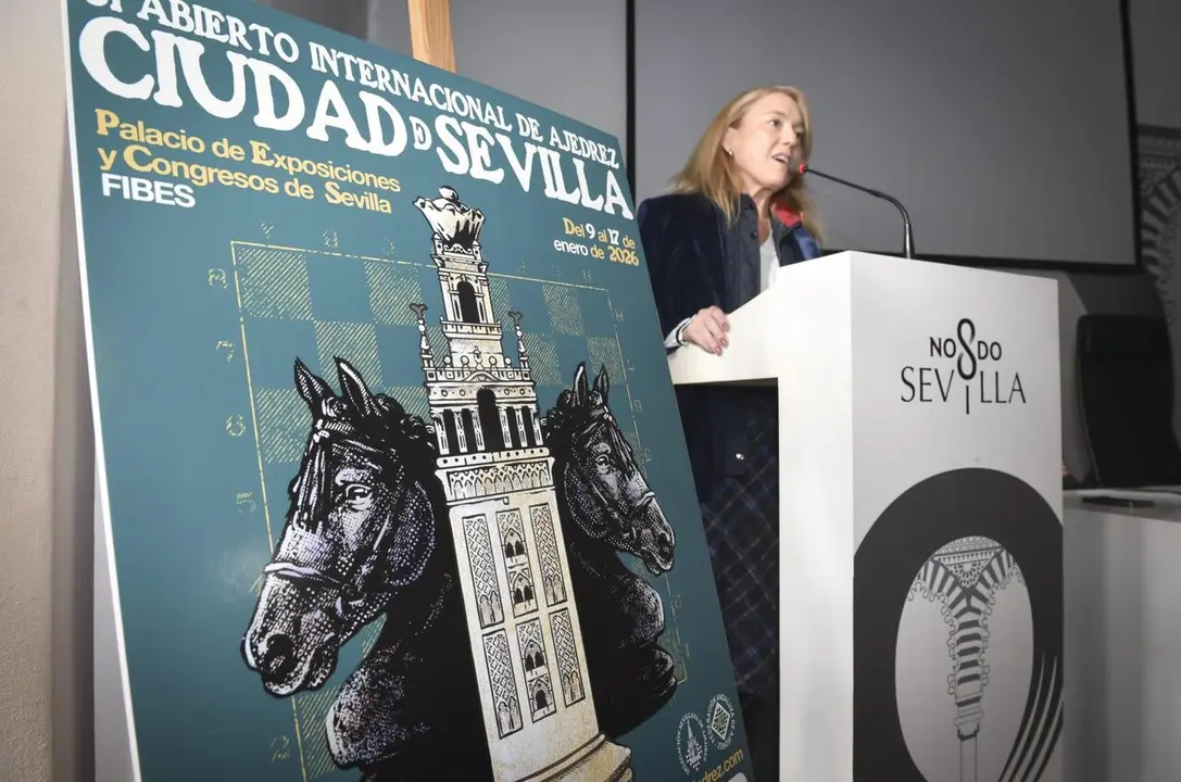  Mar&iacute;a Tena, delegada de Deportes del Ayuntamiento, presenta el Abierto Internacional de Ajedrez Ciudad de Sevilla. | AYTO. 