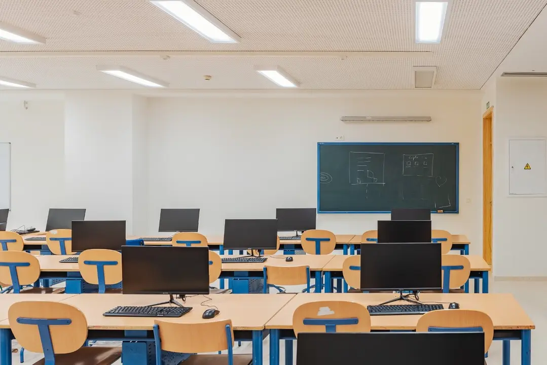  Equipamientos en las aulas. | JUNTA 
