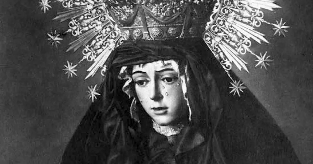  La Esperanza Macarena de luto 