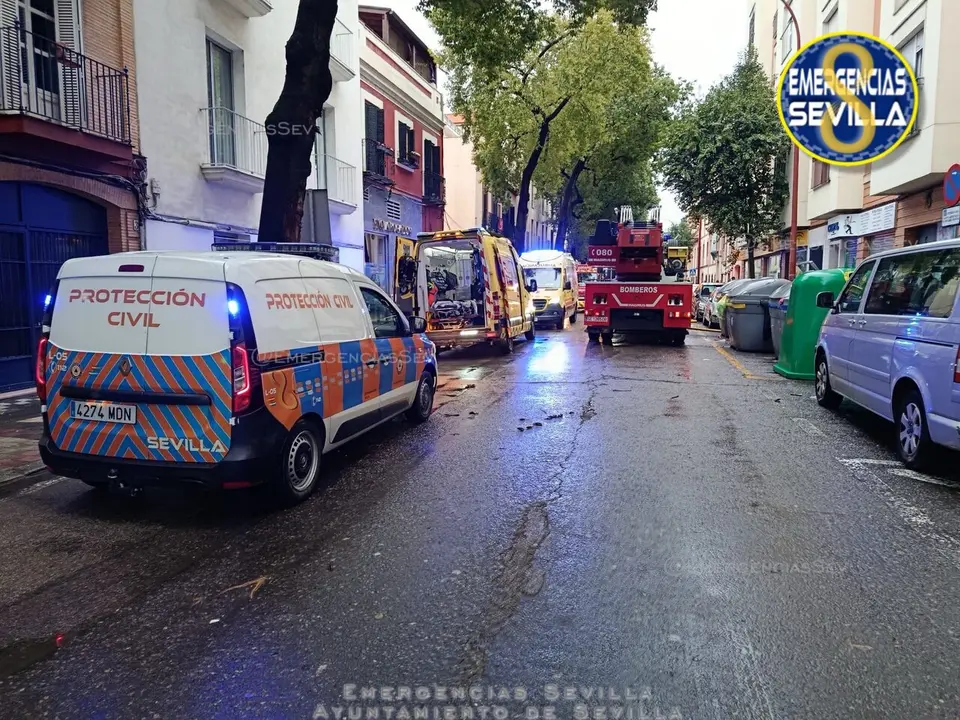  INCENDIO PAG&Eacute;S DEL CORRO. | @ emergenciassev 