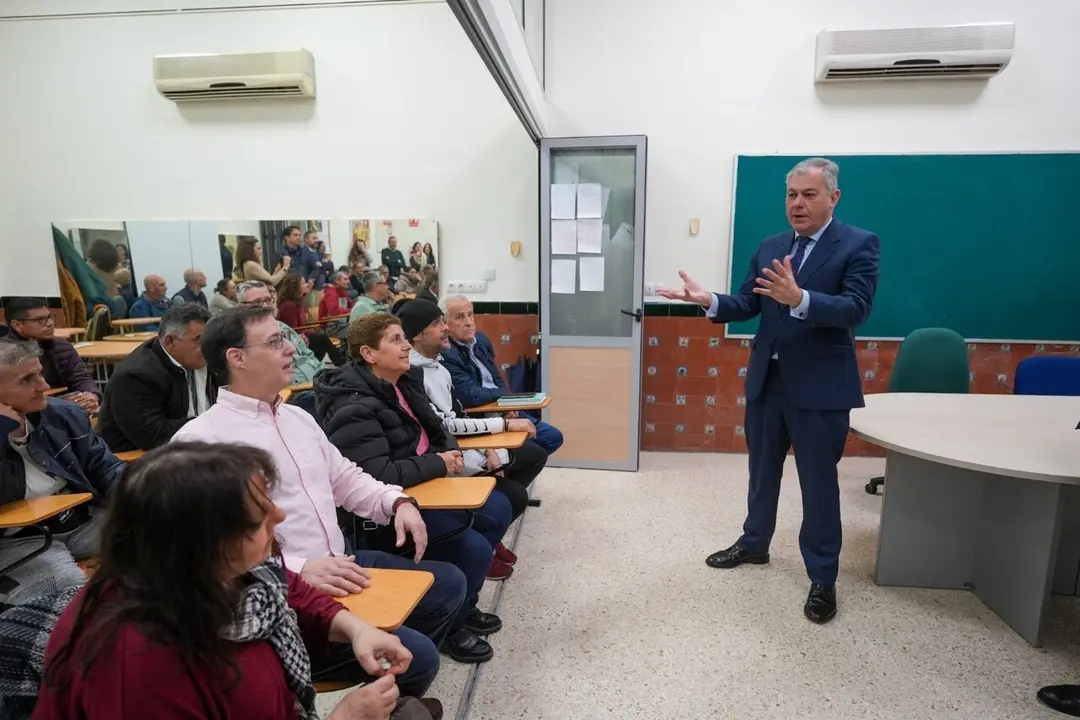 El alcalde con entidades que trabajan las adicciones, | Archivo 