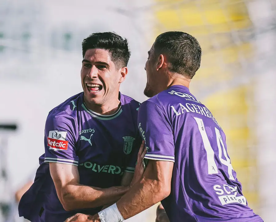  Fran Navarro, jugador del Sporting de Braga, celebra su gol ante el Moreirense. | SCB 
