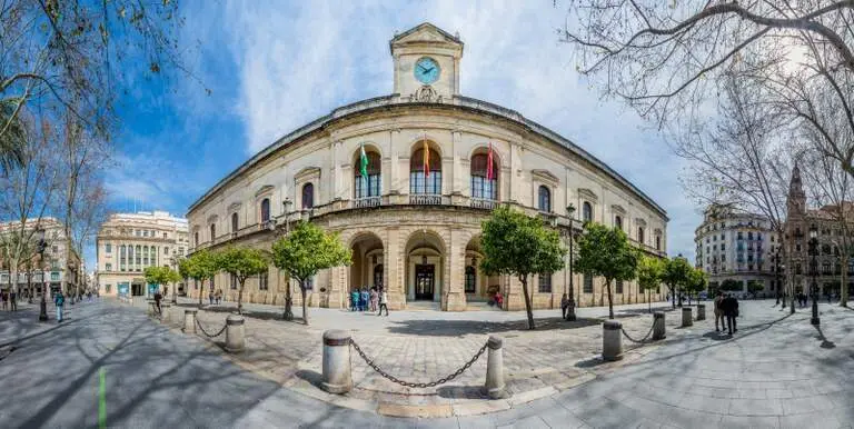  Fachada del Ayuntamiento de Sevilla. | Ayto 