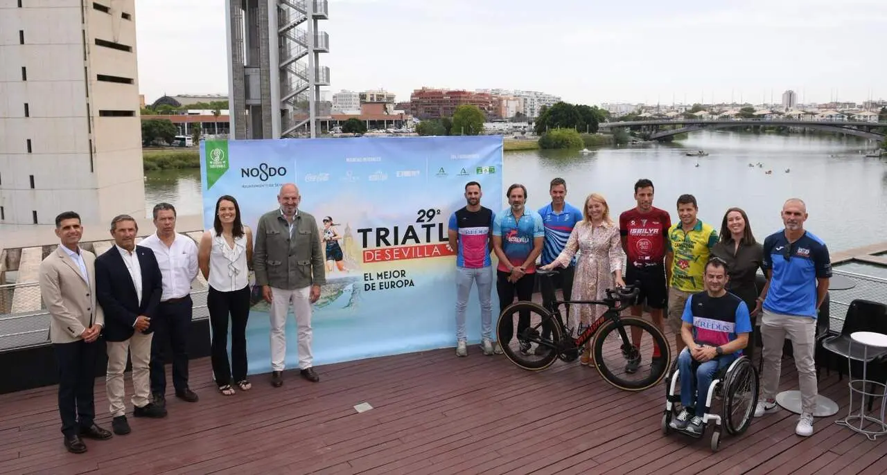  Presentaci&oacute;n de la 29 edici&oacute;n del Triatl&oacute;n de Sevilla. | AYTO 