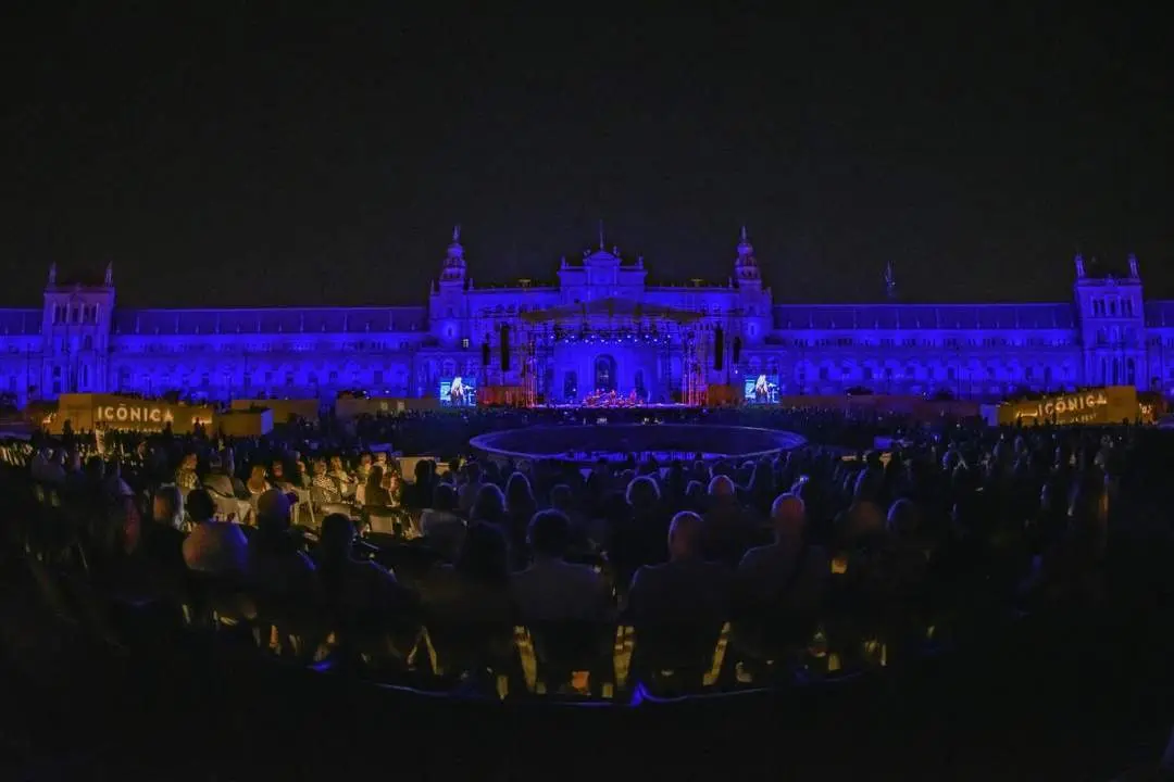  Uno de los conciertos del Ic&oacute;nica en la Plaza de Espa&ntilde;a. - Efe 