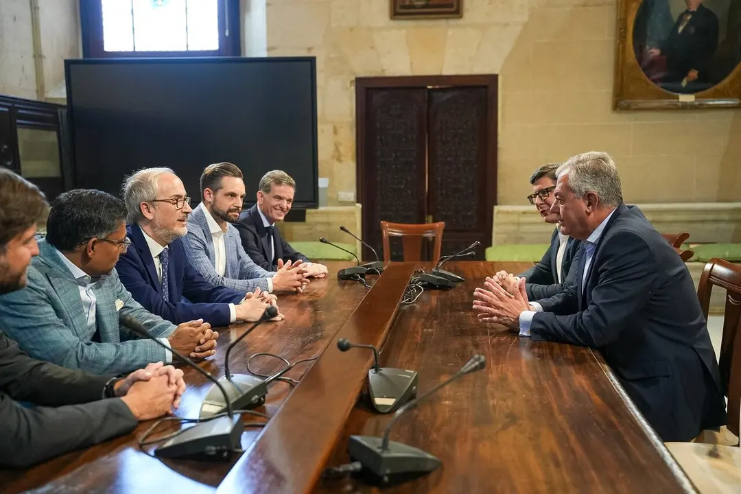  El encuentro entre el alcalde y la multinacional Colliers, que ha adquirido la rama de ingenier&iacute;a de Ayesa. | Ayto 