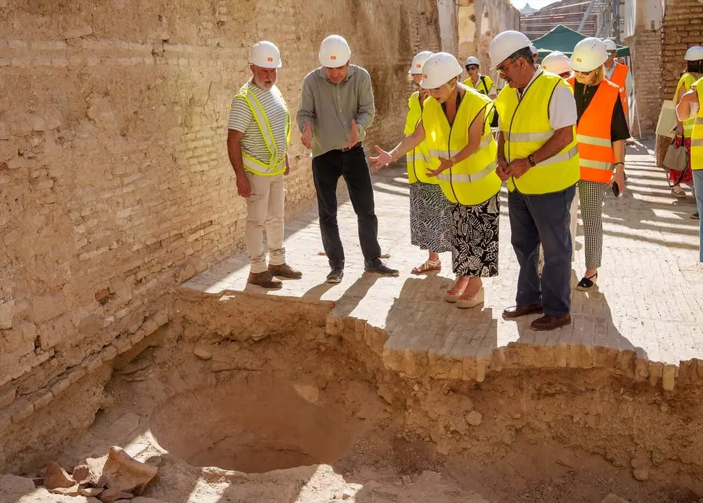  La consejera de Cultura y Deporte en funciones, Patricia del Pozo, durante su visita a las obras de rehabilitaci&oacute;n |&nbsp;E.P. 