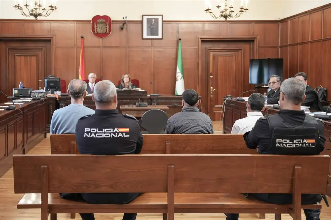  Comienzo del juicio del crimen del mercadillo de Alcosa con la constituci&oacute;n del jurado popular |&nbsp;E.P. 
