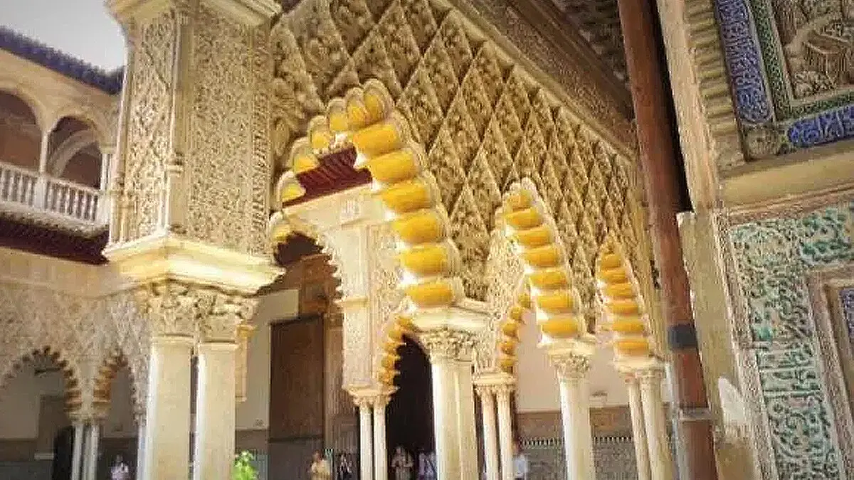  Adornos en la arquitectura &aacute;rabe del Alc&aacute;zar. 
