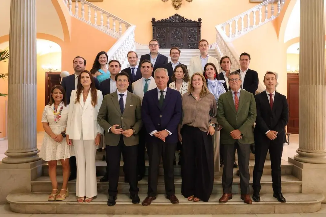  Recibimiento oficial del alcalde de Sevilla a la nueva junta directiva de ASET en el Ayuntamiento |&nbsp;AYTO DE SEVILLA 