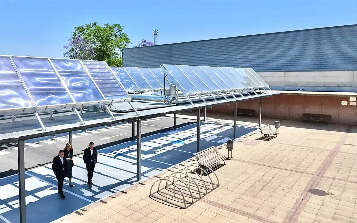  Np El Ayuntamiento Instala En La Piscina Cubierta Un Innovador Sistema De Energ&iacute;a Solar Por Aire Para Calentar El Agua |&nbsp;AYTO DE LA RINCONADA 
