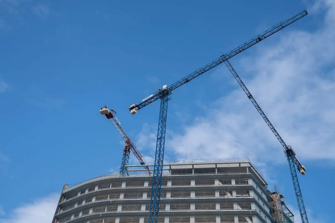  Edificio en construcci&oacute;n en una imagen de archivo./Europa Press. 
