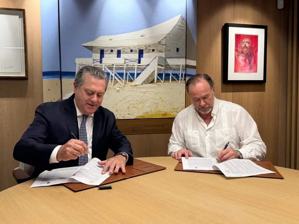  El Vicedecano Del ICAS, Jos&eacute; Manuel S&aacute;nchez Carrillo, Y El Presidente De Caja Rural Del Sur, Jos&eacute; Luis Garc&iacute;a-Palacios &Aacute;lvarez, Renuevan Su Convenio De Colaboraci&oacute;n 