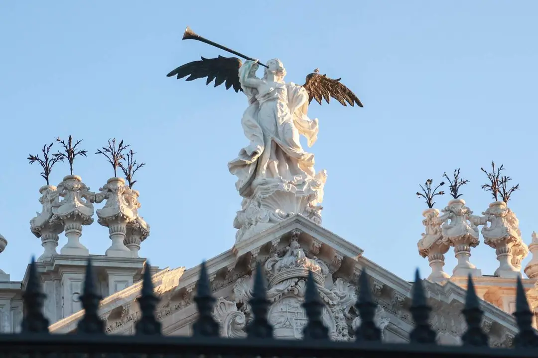  Archivo - Detalle del edificio del Rectorado de la Universidad de Sevilla. A 1 de agosto de 2024, en Sevilla (Andaluc&iacute;a, Espa&ntilde;a).  