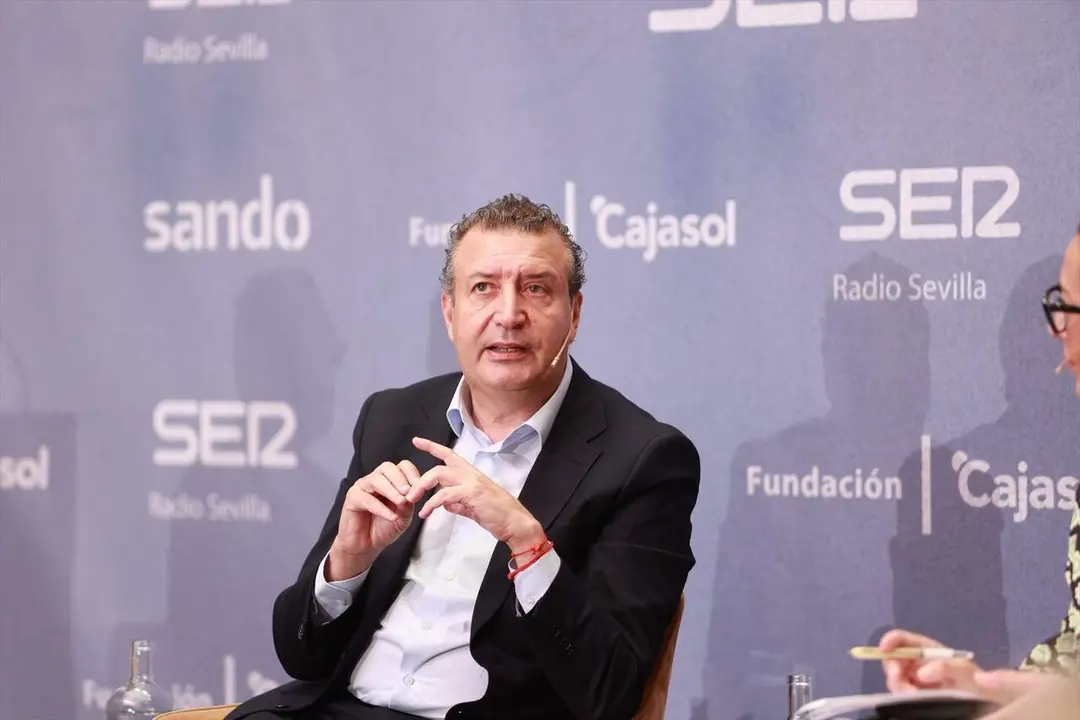  El presidente de la Diputaci&oacute;n de Sevilla, Javier Fern&aacute;ndez, participa en una nueva edici&oacute;n de los 'Encuentros SER'. | EP. 