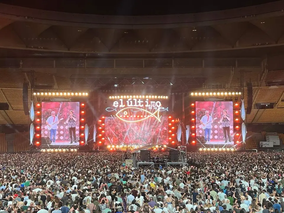  El &Uacute;ltimo de la Fila en el concierto de la Cartuja. | EP 