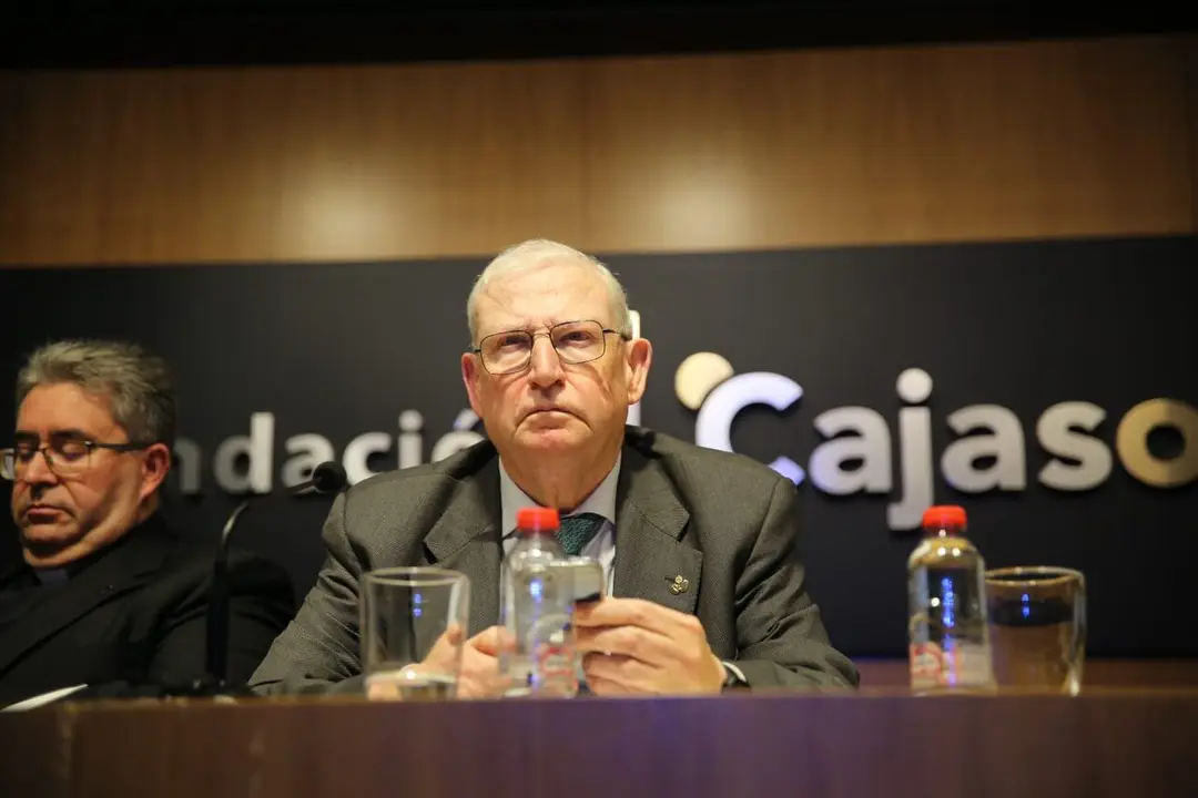  Paco V&eacute;lez 