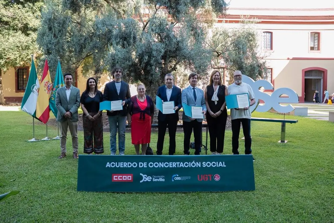  La firma del acuerdo de concertaci&oacute;n social en la provincia de Sevilla. | DIPU 