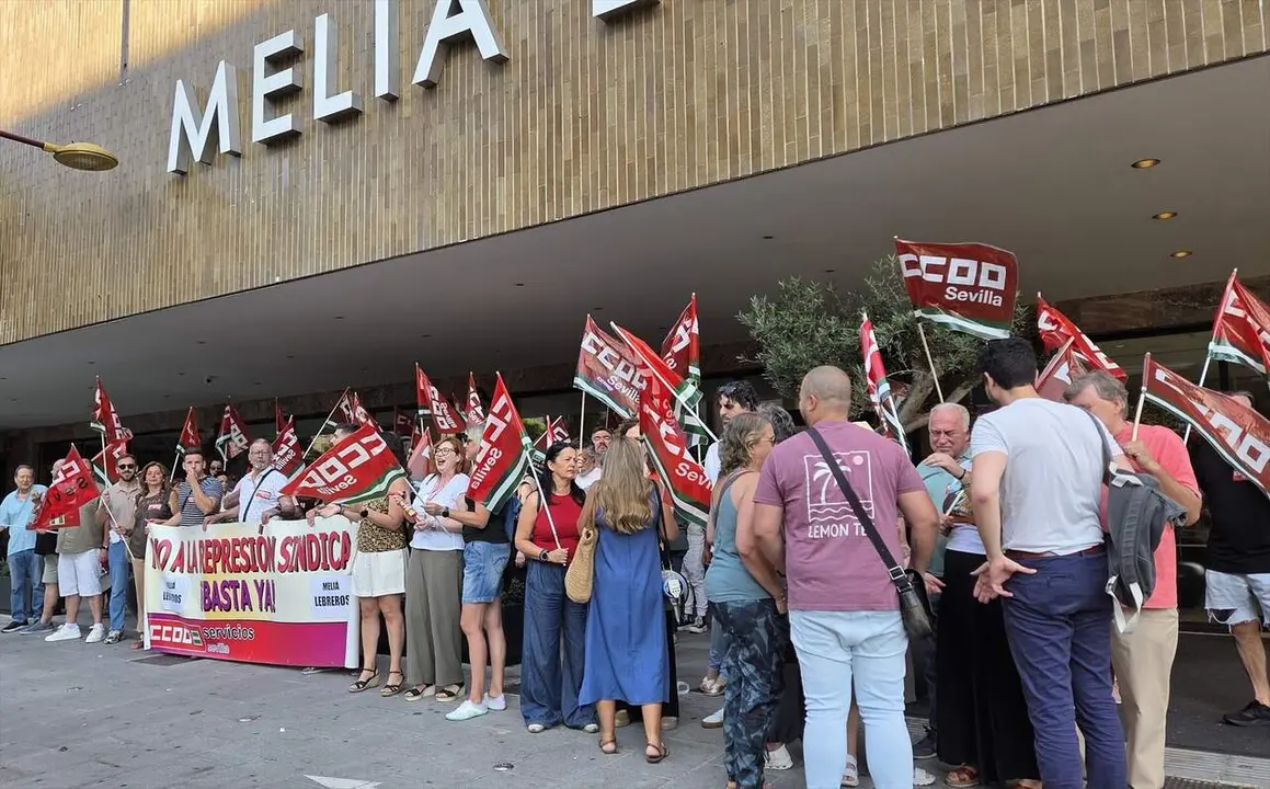  CCOO Sevilla manifiesta la actitud antisindical del hotel Meli&aacute; Lebreros que busca "atemorizar a la plantilla" |&nbsp;CCOO SEVILLA 