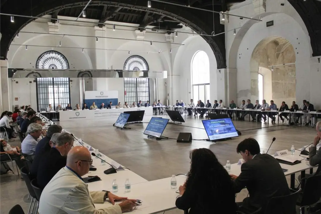  Reuni&oacute;n del Hub de Defensa en Artiller&iacute;a. | Archivo 