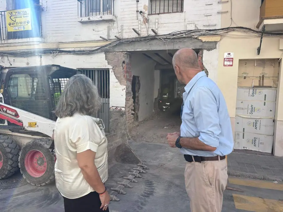 El portavoz del PSOE visita en Triana obras de apartamentos tur&iacute;sticos proyectadas en edificios residenciales |&nbsp;PSOE DE SEVILLA 