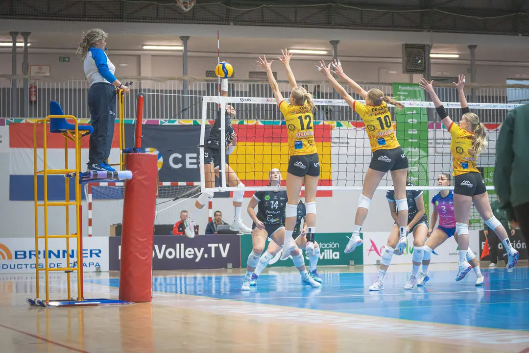  Partido en competici&oacute;n europea del Fundaci&oacute;n Cajasol Andaluc&iacute;a durante la pasada temporada. | FCA 