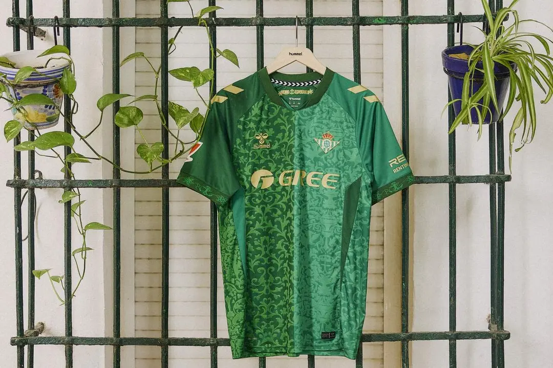  El Real Betis Balompi&eacute; lanza su nueva segunda equipaci&oacute;n. | RBB 