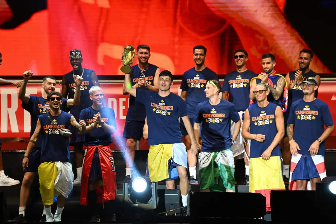  La Selecci&oacute;n Espa&ntilde;ola celebra el Mundial ganado en Estados Unidos. | EP 