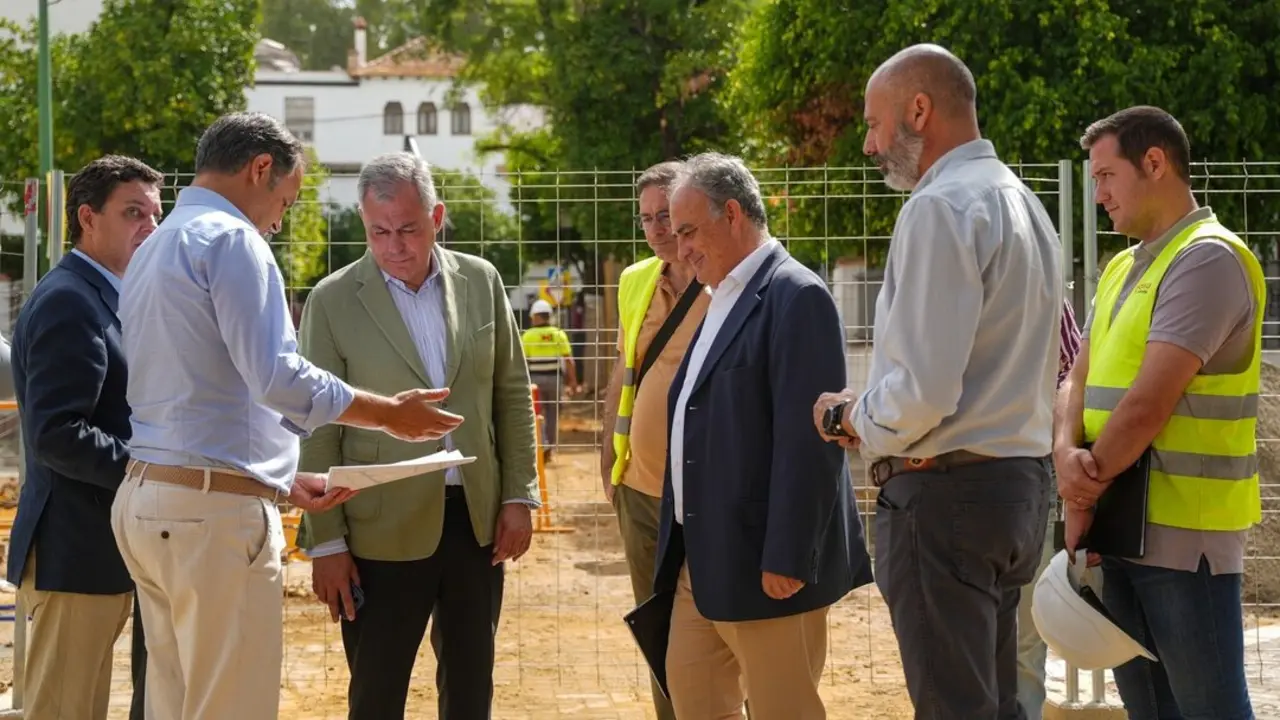El alcalde de Sevilla, Jos&eacute; Luis Sanz, visita obras en las ciudad | Europa Press