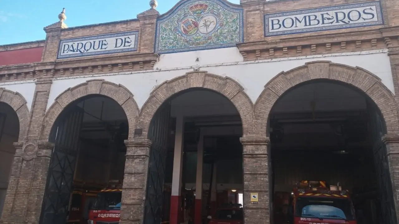  Fachada del parque de bomberos de San Bernardo. | ayto 