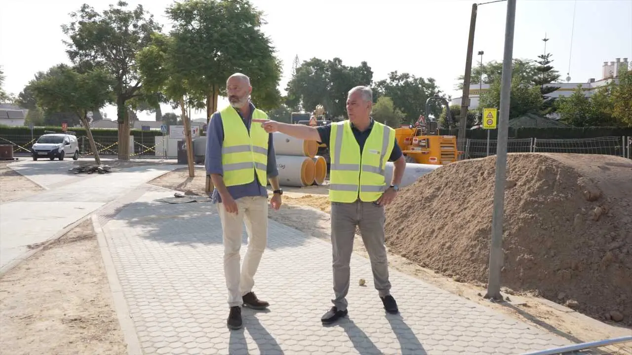  En la visita a las obras. | AYUNTAMIENTO. 