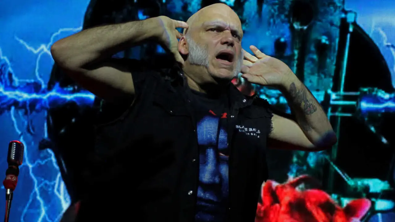  Blaze Bayley se entrega en cuerpo y alma a Sevilla. 
