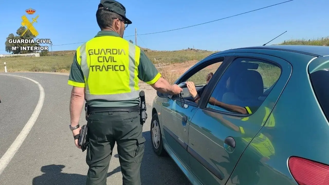 Control de la Guardia Civil. | Archivo 