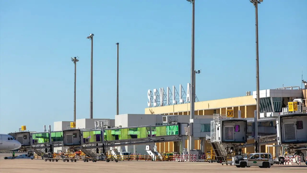  Aeropuerto de Sevilla. | EP. 