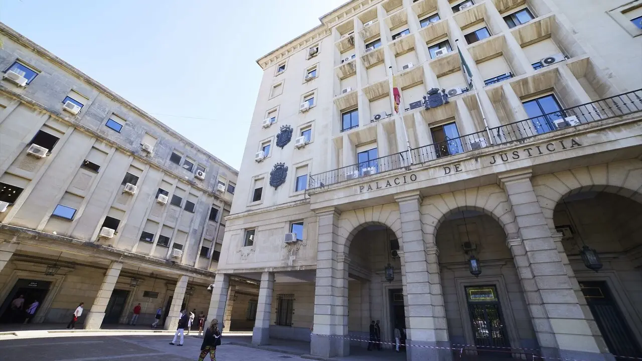  EuropaPress_6941003_foto_archivodetalle_fachada_principal_audiencia_provincial_sevillajoaquin 